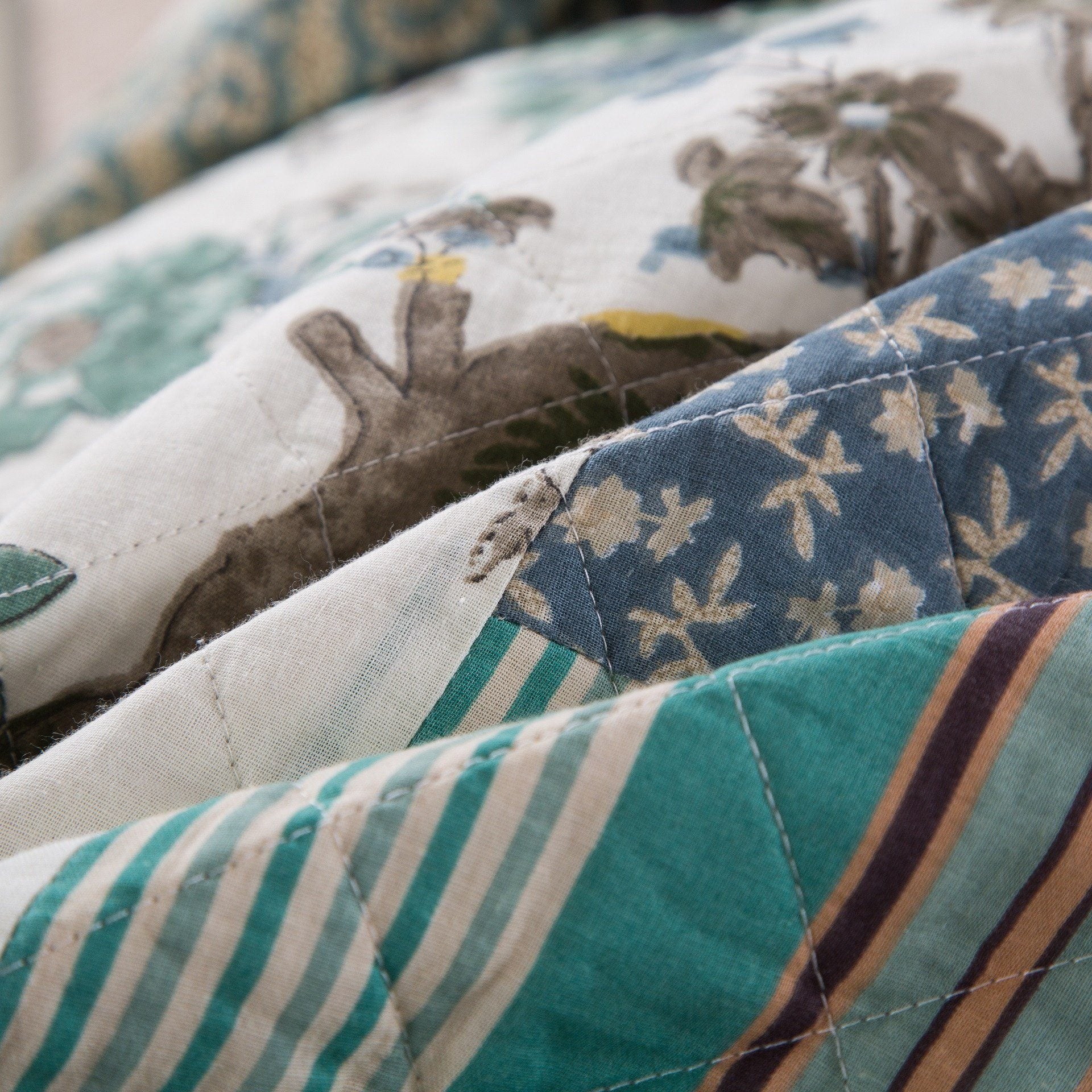 Tache Cotton Forest Glade Quilted Patchwork Bedspread Set (JHW-650)